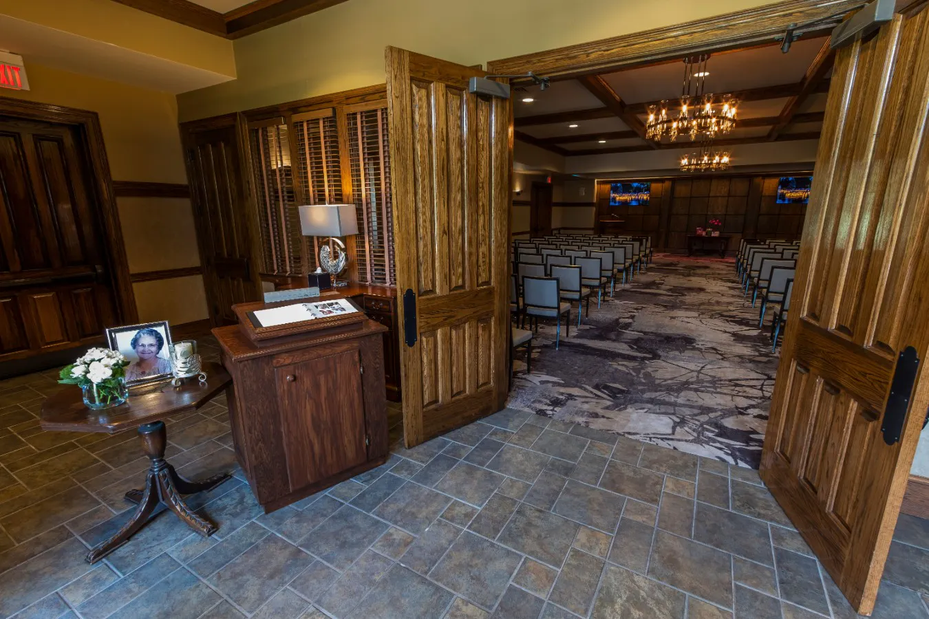 Cincinnati Funeral Home & End of Life Care | Planning & Burial